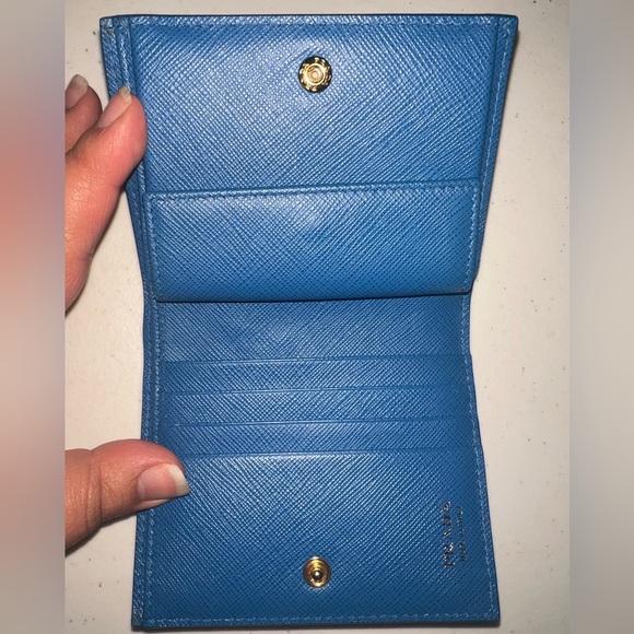PRADA Saffiano Shine Monochrome Bi-Fold Wallet Marea - Picture 4 of 8